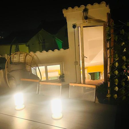 Poetry House Hotel Сплит Екстериор снимка