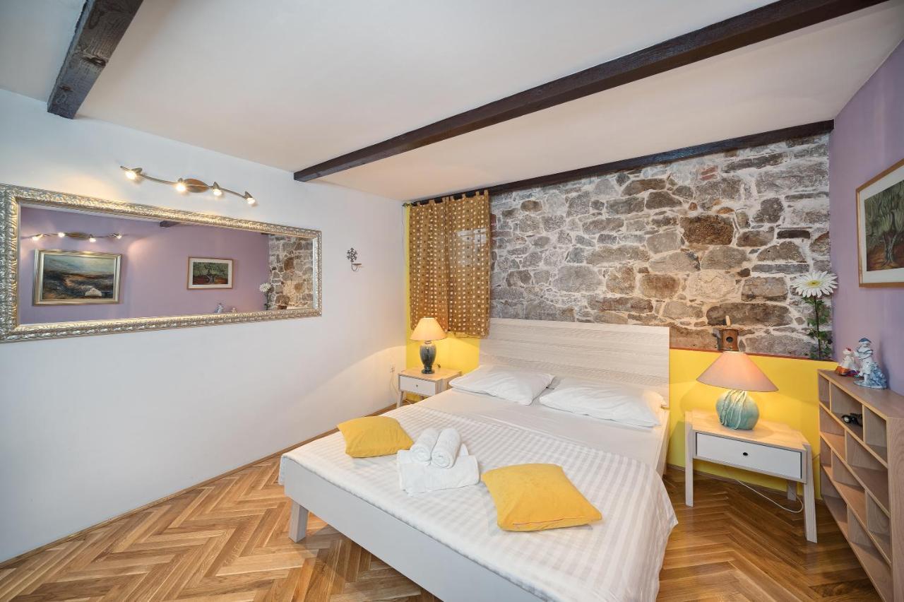 Poetry House Hotel Сплит Екстериор снимка