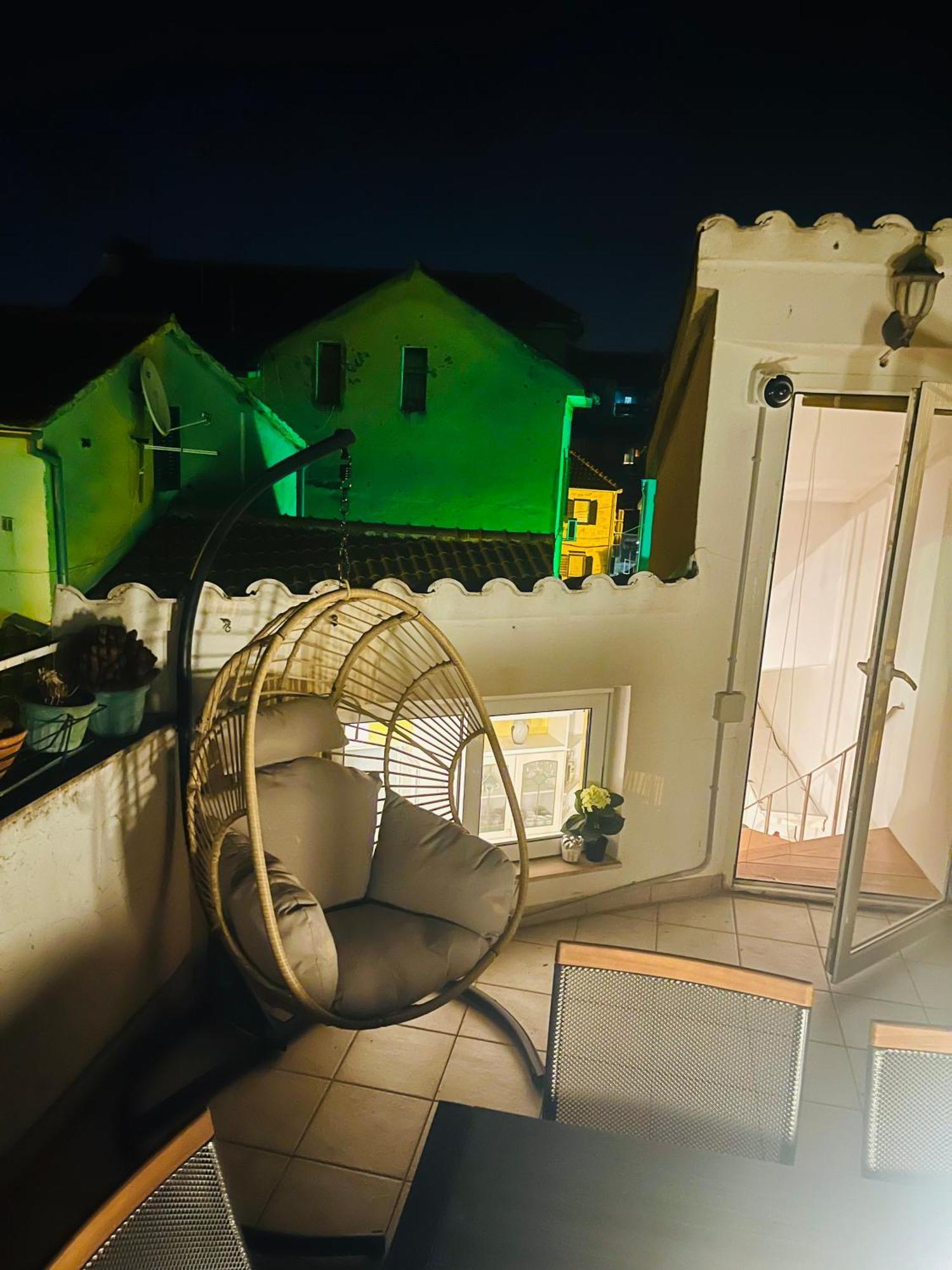 Poetry House Hotel Сплит Екстериор снимка